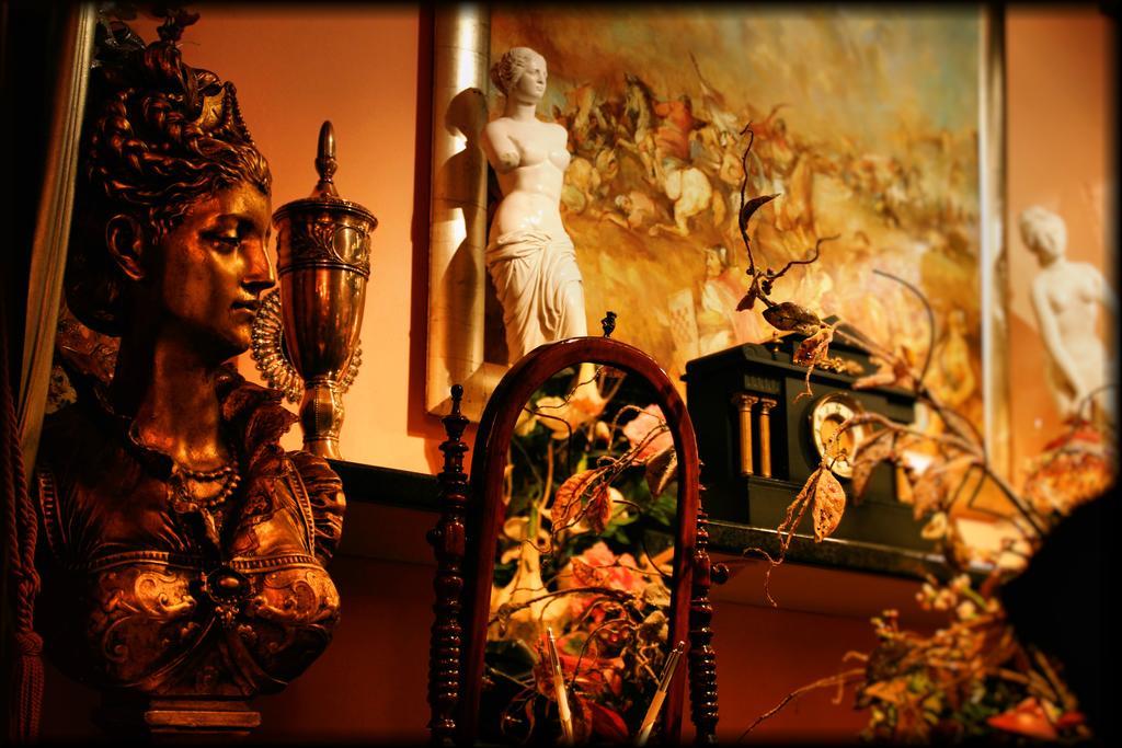 Hotel Vila Tina ซาเกร็บ ภายนอก รูปภาพ