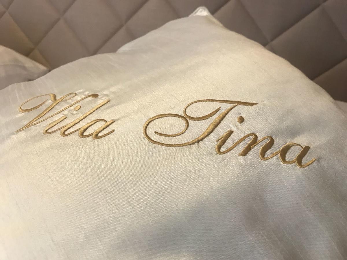 Hotel Vila Tina ซาเกร็บ ภายนอก รูปภาพ
