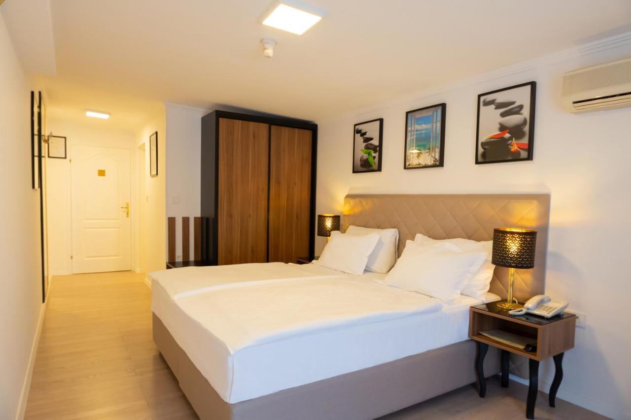 Hotel Vila Tina ซาเกร็บ ภายนอก รูปภาพ